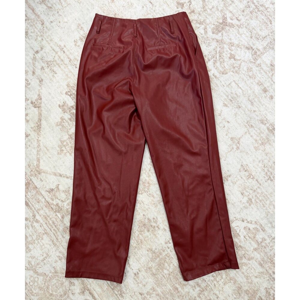 Who What Wear Burgundy Faux Leather High Rise Pleated Tapered Trousers Size 4 - Picture 2 of 8